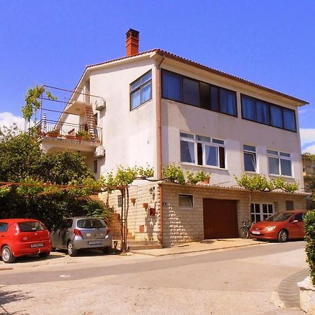 Apartments Bozica คิร์ก ภายนอก รูปภาพ