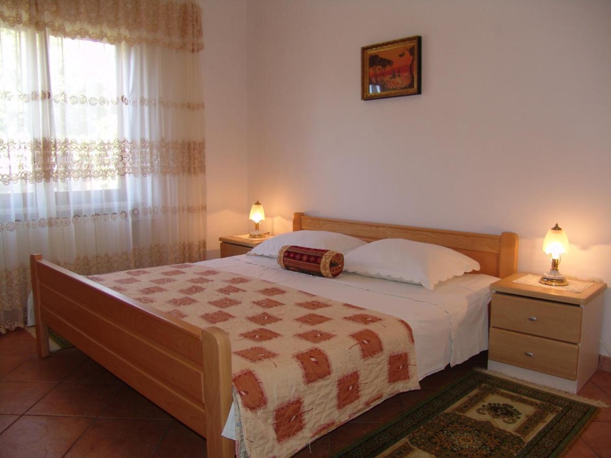 Apartments Bozica คิร์ก ภายนอก รูปภาพ