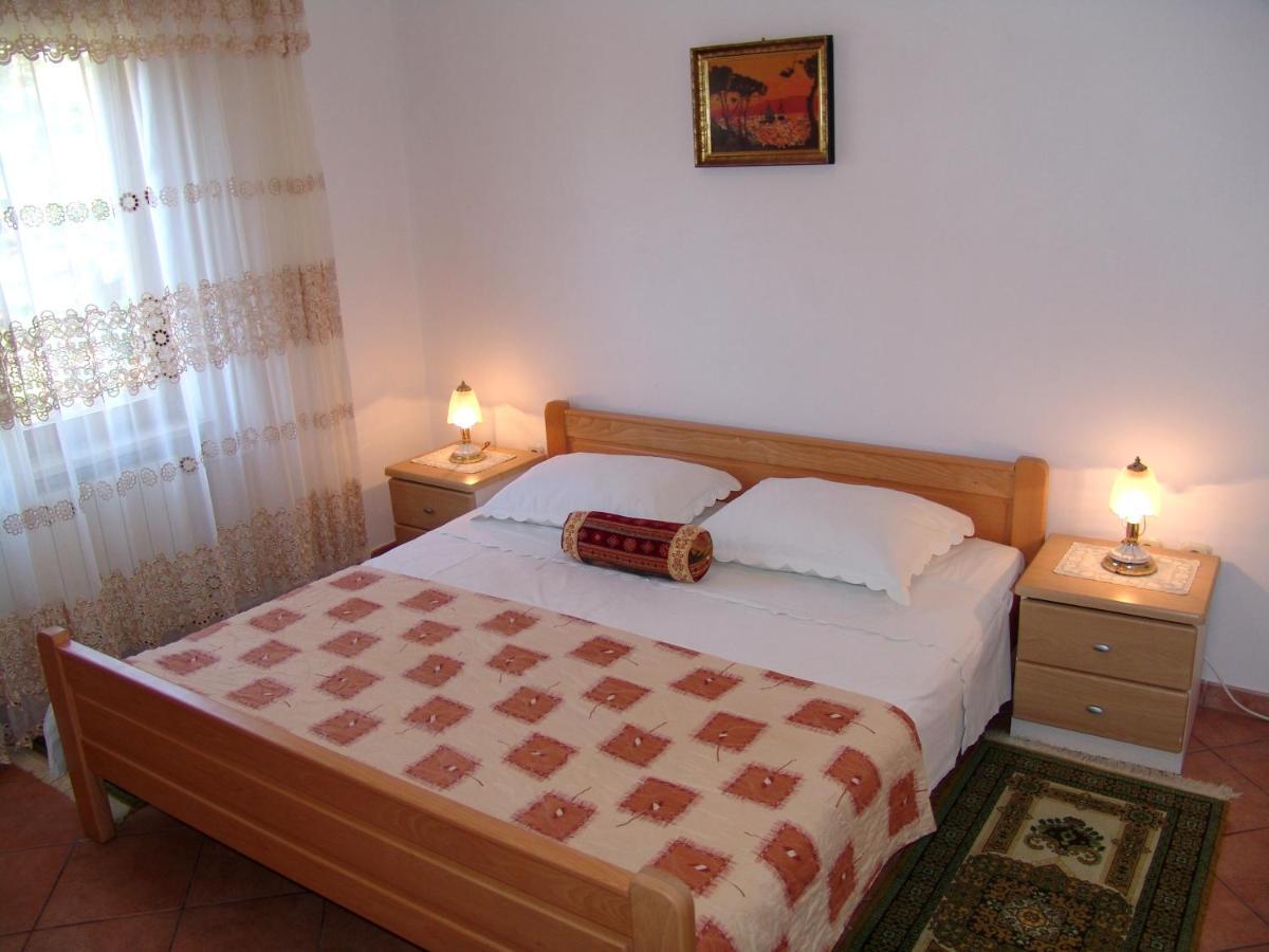 Apartments Bozica คิร์ก ภายนอก รูปภาพ