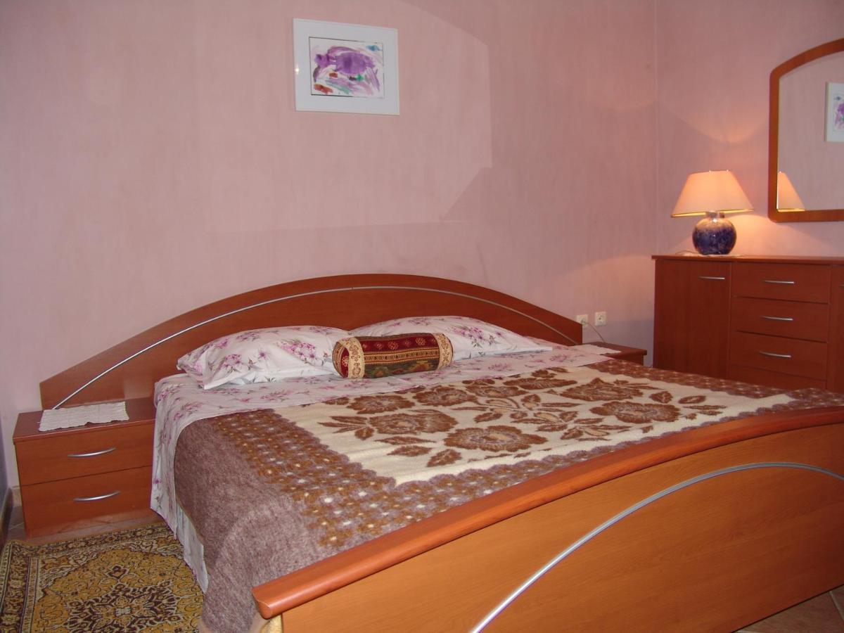 Apartments Bozica คิร์ก ภายนอก รูปภาพ